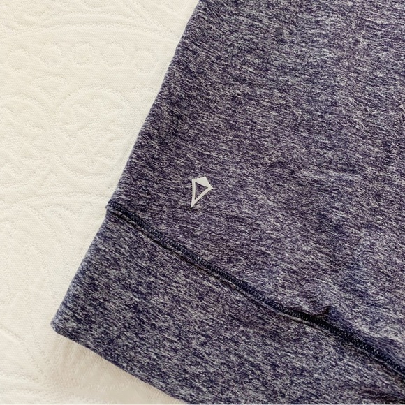 Ivivva by Lululemon Girl's Capture the Moment Short Sleeve Tee - Picture 3 of 4